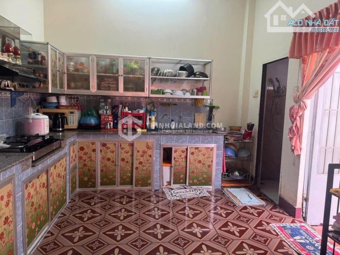 CHO THUÊ NHÀ 1 TRỆT 1 LẦU_PHAN CHU TRINH_VŨNG TÀU_GẦN BIỂN BÃI SAU_GIÁ CHỈ 10TR/THÁNG - 3