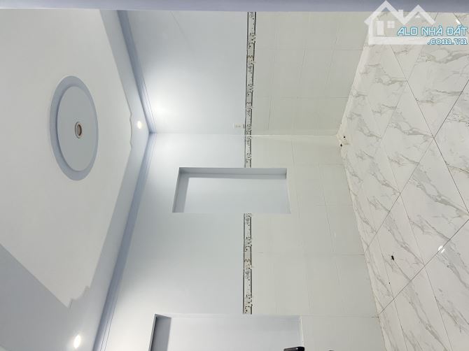 Bán nhà sổ riêng 5x32m, sau trường đại học, kp5, p.Trảng Dài. 2,5 tỷ đường thông 5m - 3