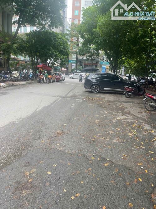 MẶT NGÕ 3M - GẦN PHỐ DỊCH VỌNG HẬU - DT 55M  - GIÁ 9 TỶ - 3