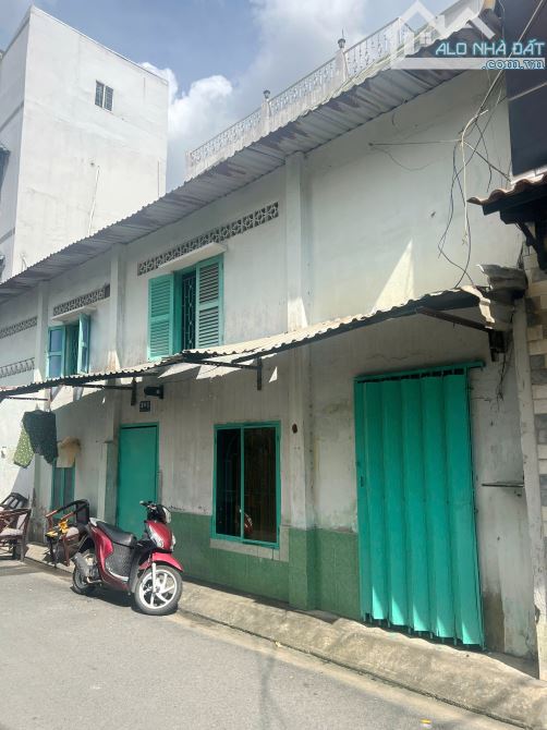 Nhà 2 tầng mặt tiền đường nội bộ Hưng Phú P9Q8. Giá: 2.15 tỷ - 3