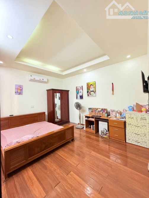 GẤP! Nhà 3 tầng Võ Văn Ngân, 59m2, đường 5m ngay Vincom. Chỉ 6.3 TỶ - 3