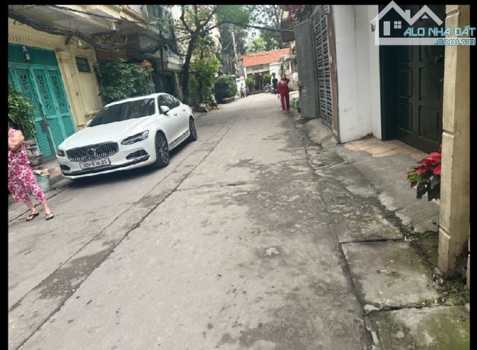 11.99 tỷ / 91/100 M2 mặt tiền 4.3 M Bồ Đề.Ô tô Chánh - 3