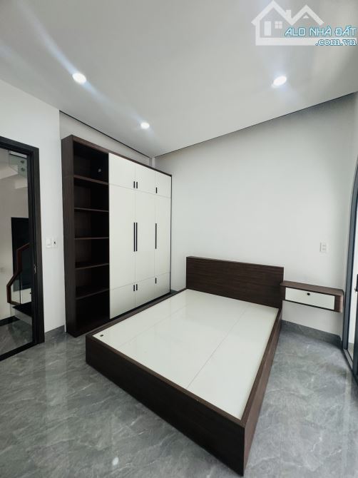 Nhà 3 tầng Trần Phú cách đường chính 30m trung tâm thành phố - 3
