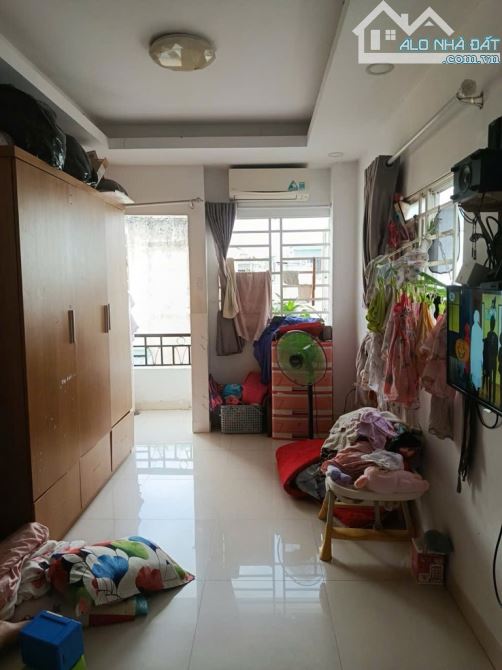 Bán nhà 5 tầng sát mặt tiền đường Nguyễn Tiểu La phường 8 quận 10 - 3