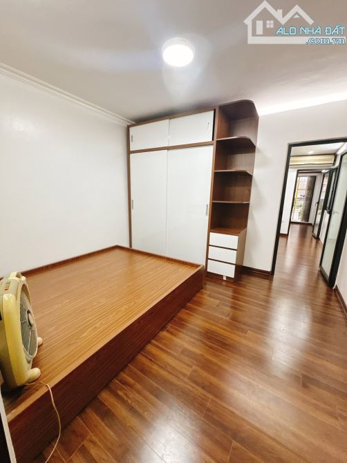 Chủ nhờ bán căn TT - Thành Công - DT:110m2 - 3N - Vị trí đẹp - Nhiều tiện ích. - 3