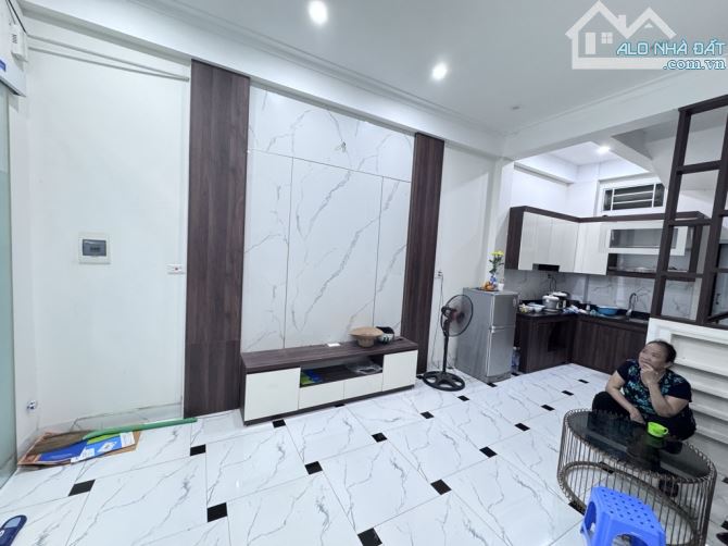 BÁN NHÀ NGÔ QUYỀN – 2 MẶT NGÕ Ô TÔ – PHÂN LÔ QUÂN ĐỘI – 51M² – GIÁ 9.8 TỶ - 3