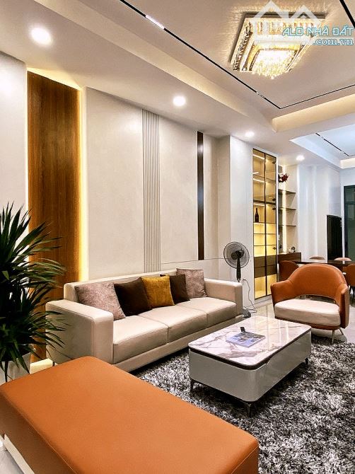 Bán nhà hẻm xe hơi Quận 7, 81m2, nhà mới 100% full nội thất, nhỉnh 9 tỷ - 3