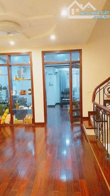 NHÀ PHÂN LÔ VỈA HÈ Ô TÔ TRÁNH HÀNG HIẾM HAI BÀ TRƯNG 75M2 5T MT 5.5M GIÁ 21 TỶ - 3