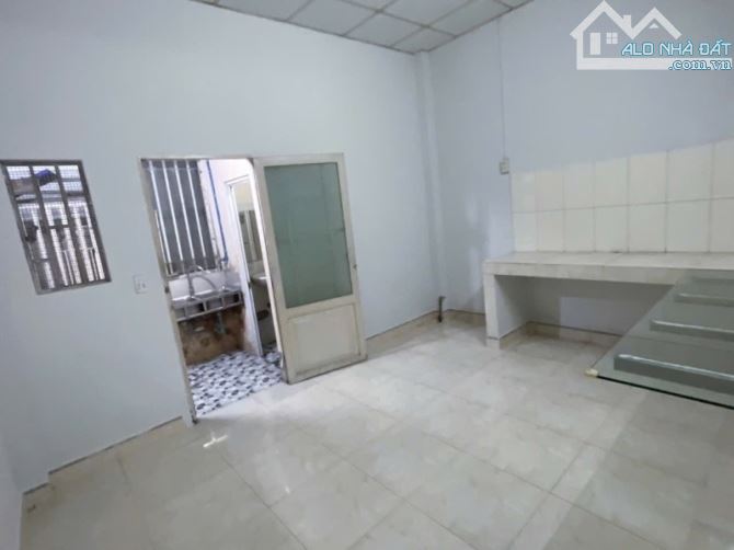 Nhà cấp 4, ở liền, 2 mặt hẻm trước và sau thoáng,76m2,Vĩnh Phú 38,Thuận An,Bình Dương - 3