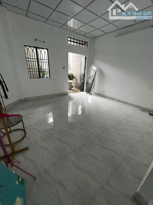 🌟 CHÍNH CHỦ GỬI BÁN  NHÀ CẤP 4 MÊ ĐÚC  K NGUYỄN TRI PHƯƠNG KIỆT Ô TÔ CHỈ 4 TỶ XX - 4