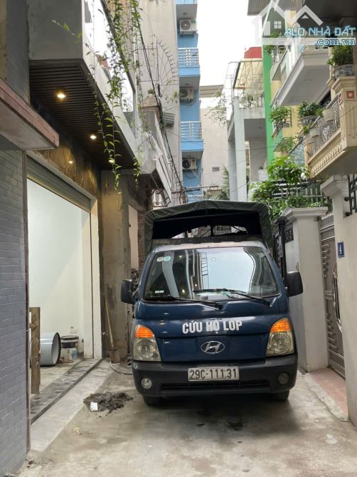 Bán nhà phố Nguyễn Văn Cừ 34m 7 tầng, mặt tiền 4m., Ngõ thông.Ga ra ô tô.tặng nội thất - 4