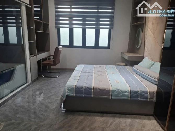 NHÀ ĐẸP KHU VIP PHAN HUY ÍCH- GÒ VẤP THANG MÁY –XE NGỦ NHÀ – DTSD: 409m² - 14.3TỶ TL - 4