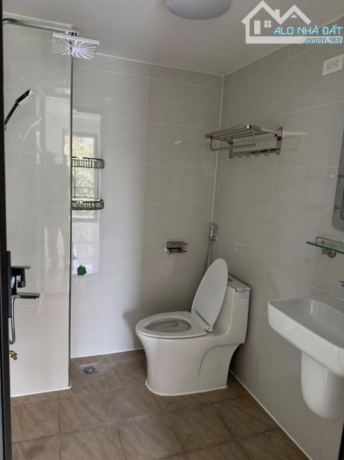 BÁN NHÀ PHÂN LÔ ĐỀN LỪ NHÀ ĐẸP , DT 30 M . MT 4,7 M . NHÀ 7 TẦNG . MUA NHANH KO HẾT - 4