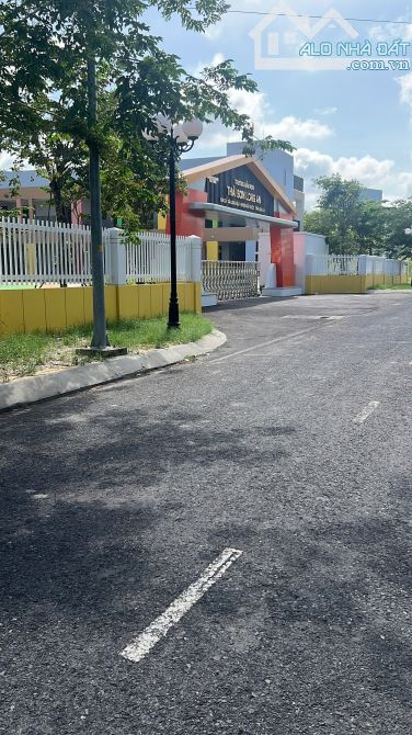 Đất nền Long Hậu giá rẻ - 2,03 tỷ/100m² - SHR sang tên - 4