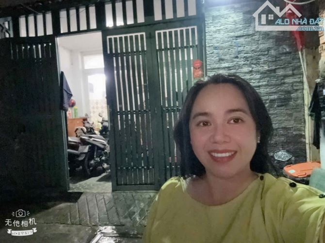 Nhà rộng hẻm ô tô Tân Quý, cạnh Công viên Aeon, 4.3 tỷ - 4