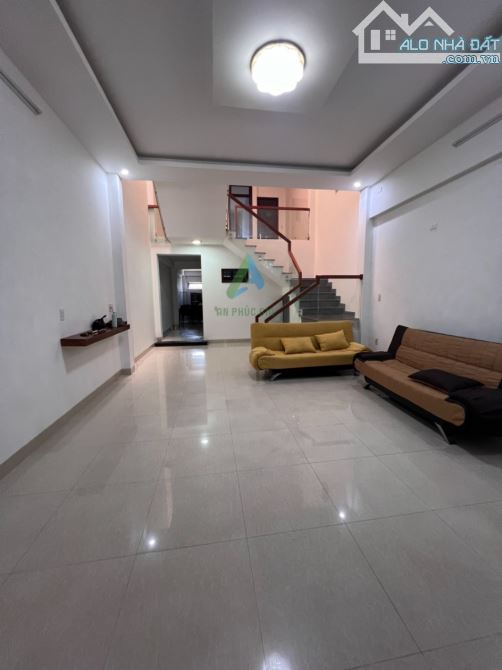 CHO THUÊ NHÀ NGUYÊN CĂN MẶT TIỀN ĐƯỜNG MẠC CỬU - 100 M² - 3 PN - GIÁ 19 TRIỆU - 4