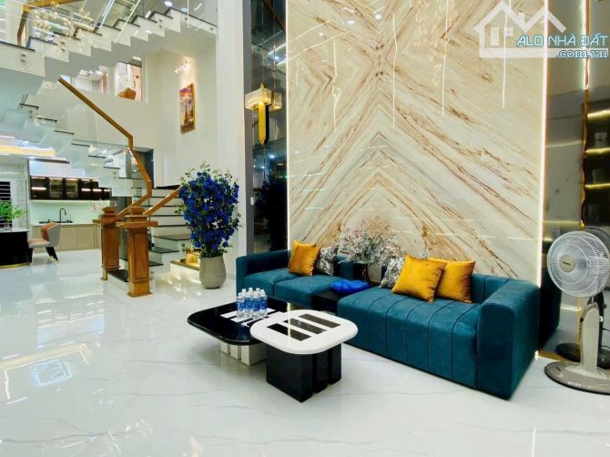 Nhà 5 tầng FULL NỘI THẤT đường SỐ 3, phường 9 Quận Gò Vấp DT 58,2m2 (4x15) đường thông 10m - 4