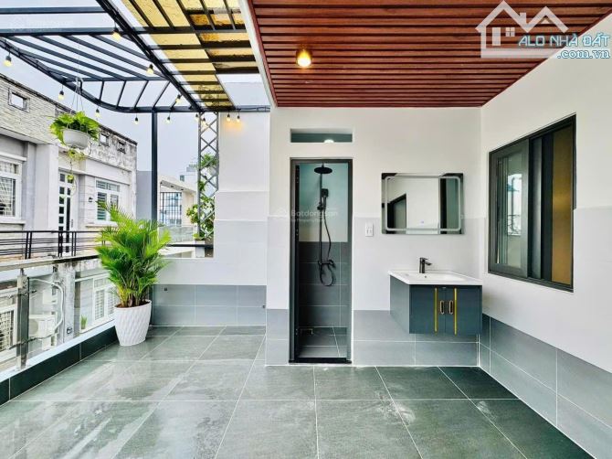 Bán nhà đẹp Đất Thánh - Kế bên Bắc Hải, DT: 4.2x16m [CN: 67m2] 4 Tầng BTCT Chỉ 8.4 tỷ - 4