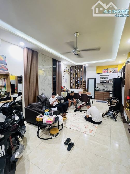 🏡 BÁN NHÀ NGÕ 79 CẦU GIẤY – 46M² – 5 TẦNG – MT 4.7M – GIÁ 13.5 TỶ - 4