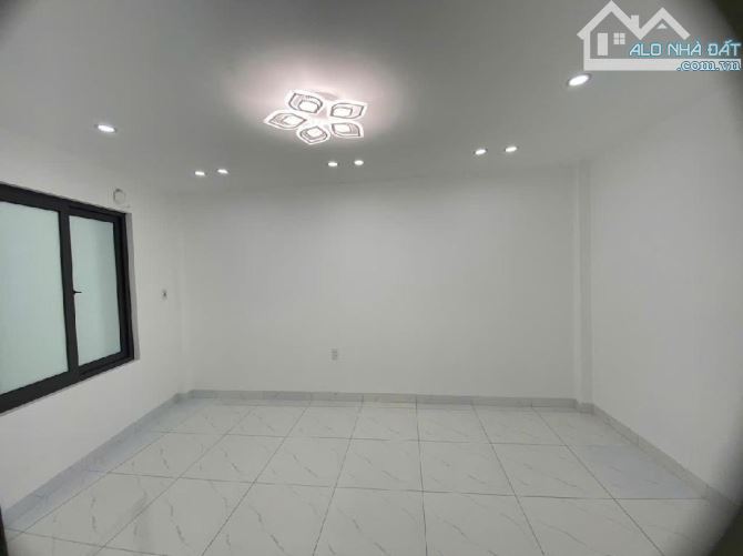 🌸 BÁN NHÀ PHỐ NGUYỄN CAO 23M2- SAU 1 NHÀ RA MẶT NGÕ 31 NGUYỄN CAO, VÀI BƯỚC CHÂN RA Ô TÔ - 4
