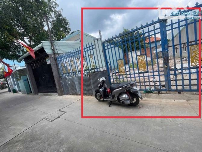BÁN LÔ ĐẤT SỔ RIÊNG, THỔ CƯ, HẺM XE HƠI – GẦN TRẠI BÒ - NHÀ THỜ LONG BÌNH - 4
