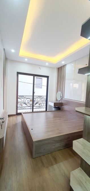 BÁN NHÀ TAM KHƯƠNG ĐỐNG ĐA 49m 5T Mt 4.5m GIÁ 12 TỶ NGÕ THÔNG 2 THOÁNG KINH DOANH. - 4