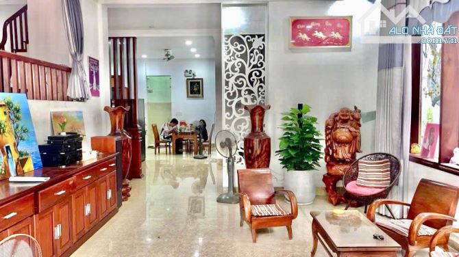 🍀BIỆT THỰ 3 TẦNG NGUYỄN ĐỖ MỤC_190M2_SÁT TRỤC THĂNG LONG_CHỈ 12.7 TỶ - 4