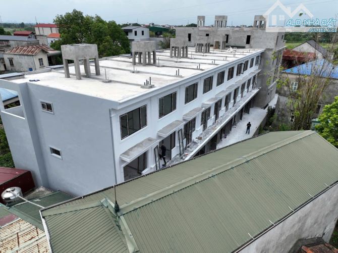 Bán nhà riêng gần cụm công nghiệp Thanh Văn - Tân Ước, 3,4 tỷ, 50m2, 3PN + 2WC - 4