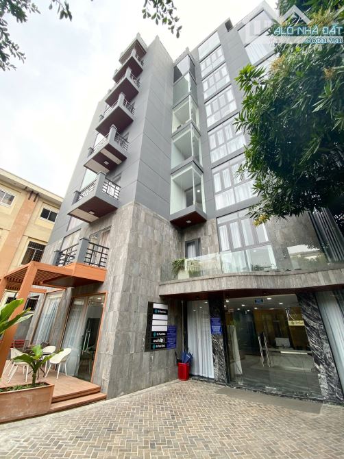 50tr/Tháng  _ Cho Thuê 125m2 mặt tiền đường Nguyễn Văn Thủ, P. Tân Định Q1 - 4