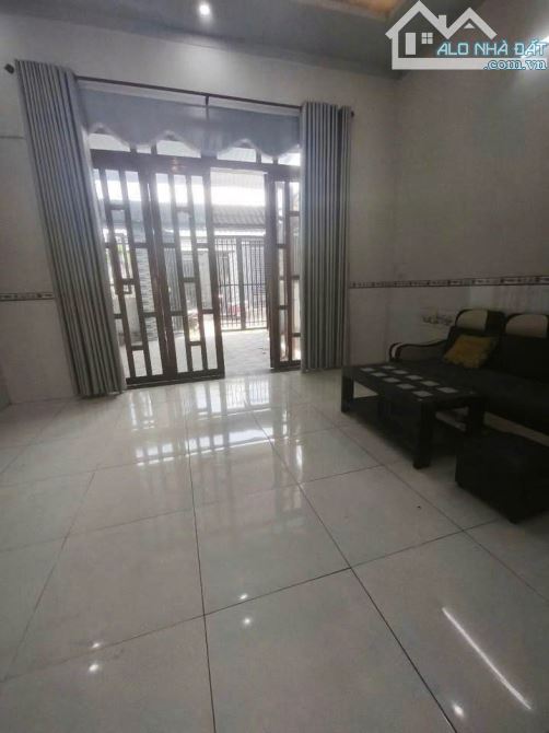 Bán nhanh nhà ở sau Bến Xe An Sương Bà Điểm 4x10 ( 40m2 ) 800 TRIỆU Sổ hồng riêng - 4