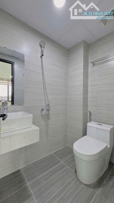Tòa CHDV Xã Đàn, 12 căn hộ 1N1K, dòng tiền 1 tỷ/năm, 30m ra ô tô, gần ĐH Bách Khoa, 62m - 4
