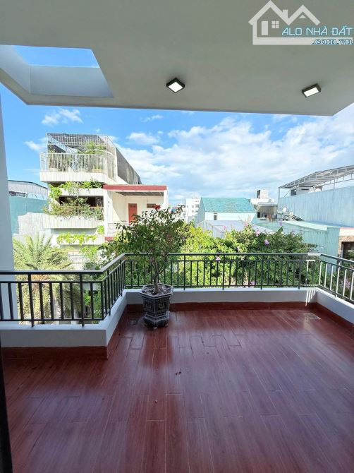 NHÀ ĐẸP 3 TẦNG HOÀ MINH 7 - SÁT BIỂN NGUYỄN TẤT THÀNH, LIÊN CHIỂU - 4