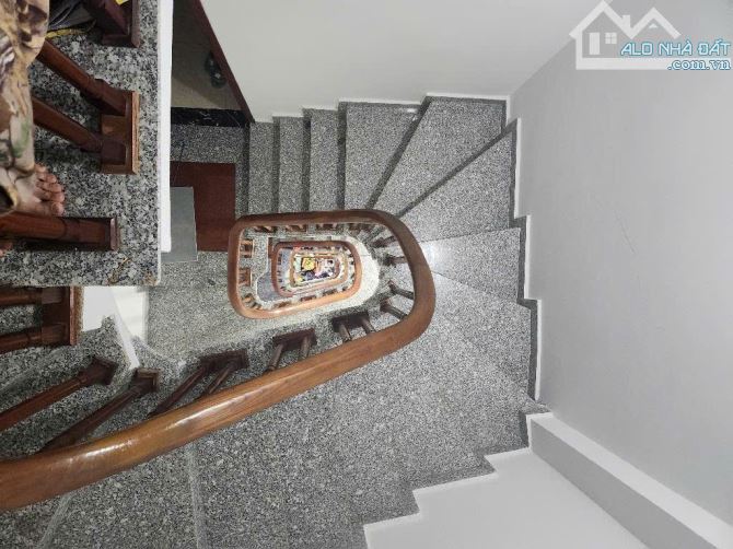 NHÀ ĐẸP XÓM GIẾNG MỚI TỨ HIỆP 30M2, 5 TẦNG, MẶT TIỀN 6M CHỈ NHỈNH HƠN 5 TỶ SIÊU HIẾM - 4