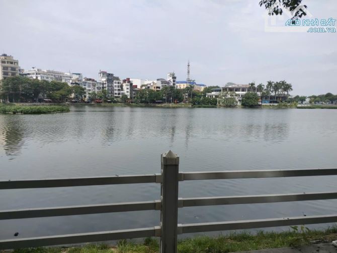 Bán nhà Phố Trấn Vũ 66m2 view hồ vỉa hè kinh doanh sầm uất ngày đêm - 4