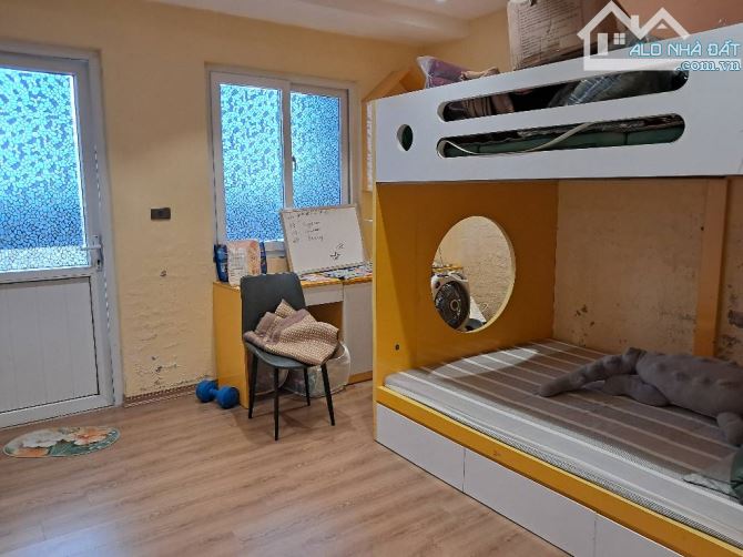 INTRACOM 1 TRUNG VĂN: TẦNG CAO - BAN CÔNG - 120M² - 3PN - 6.6 TỶ (9TL6970) - 4