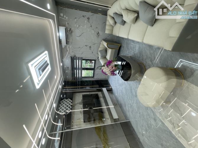 Nhà 4 tầng FULL NỘI THẤT đường TÂN CHÁNH HIỆP 18 phường TCH Q12 dt 62m2 (4mx16m), Hẻm Ôtô - 4
