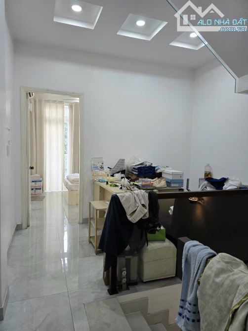 Bán nhà Phú Nhuận • 4 tầng - hẻm 8m - kinh doanh - 4