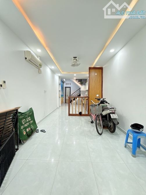 TT Quận3 - Nhà đẹp -37M2 - 4 TẦNG - HẺM XE HƠI - AN NINH - CHỈ HƠN 8 TỶ - 4