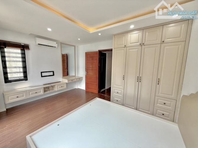 Chính chủ   bán nhà 5t,40m tại phố Bế Văn Đàn,HĐ,t/máy,kd tốt chỉ 8t - 4