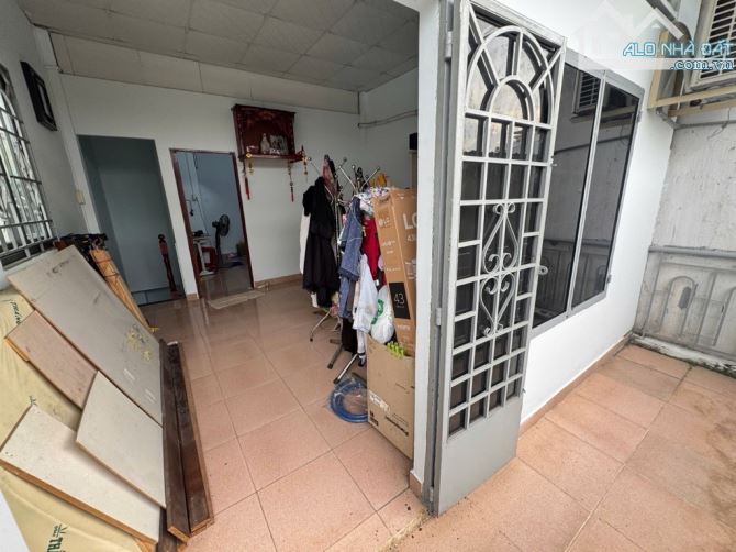 Nhà 2 tầng chỉ 3.7 đồng thương lượng lâm Văn Bền P. Tân Kiểng q7 - 4