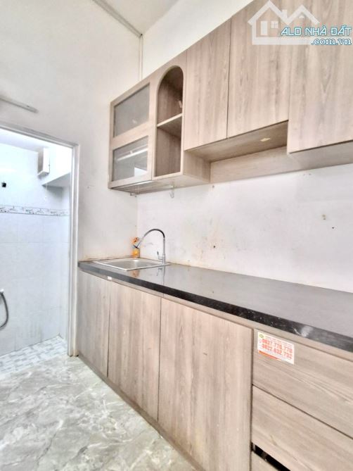 Bán Nhà SỔ HỒNG RIÊNG - 2 TẦNG BTCT CHỈ 3.25 Đồng Huỳnh tấn phát - 4