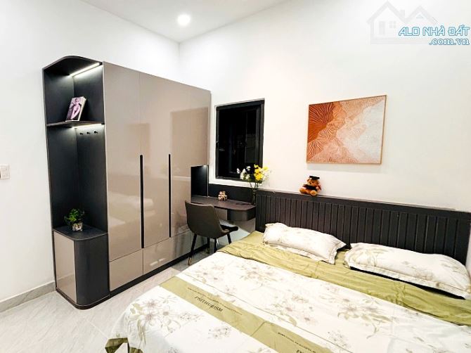 Nhà thiết kế hiện đại 1 lầu 3 phòng ngủ hẻm Cô Giang, Phú Nhuận - 4