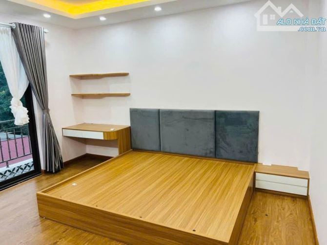 BÁN NHÀ LIÊN NINH 40m² 5 TẦNG FULL NỘI THẤT, SỔ ĐẸP GIÁ 5.56 TỶ - 4