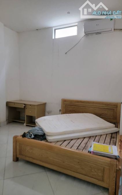 HƯƠNG LỘ 2-BÌNH TÂN-NGANG LỚN 9M-DTs 116M2-3PN-HXH ĐỖ CỬA 6M-KẾ TÊN LỬA-CHỈ 4.x TỶ - 4
