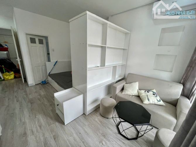 Căn hộ ngay trung tâm quận 1, bancol view siêu chill, gần phố đi bộ Nguyễn Huệ - 4
