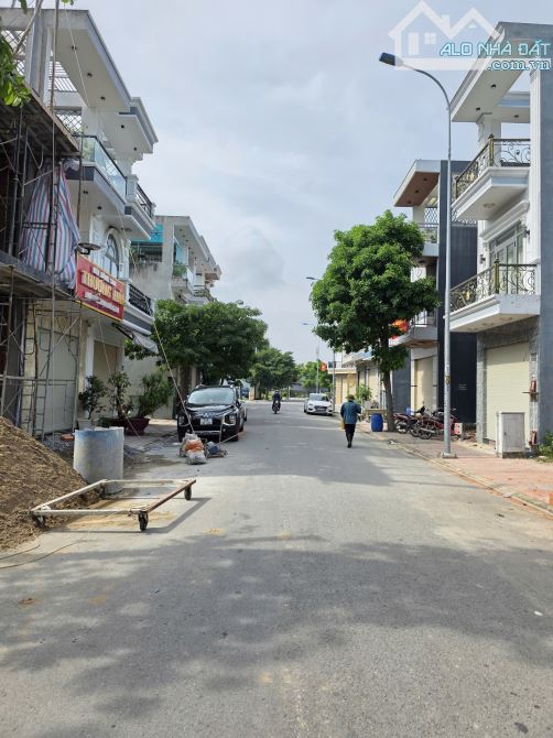 Bán nhà mới 1T2L 4x17.2m, đường D1 KDC Lê Phong Bình Chuẩn 1, full nội thất - 4