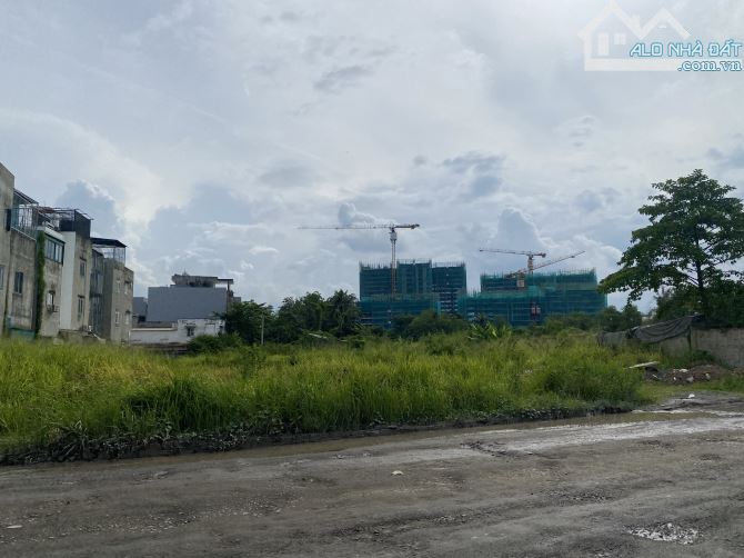 Bán 2000m2 đất mặt tiền đường Lò Lu, Quận 9 cách Vinhome khoảng 500m - 4
