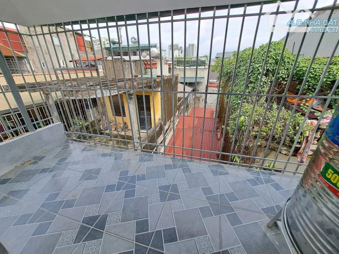 Nguyễn Trãi mặt ngõ nhà 5T 20m 2,9 tỷ ngõ thông chợ kinh doanh - 4