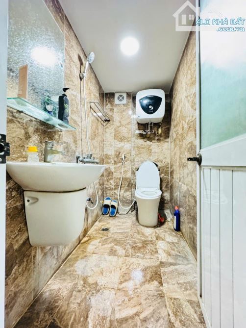 NHÀ XINH TIỀN NHỎ – SỔ ĐỎ CẦM TAY  – Ở NGAY – TRUNG TÂM ĐỐNG ĐA -  GIÁ CHỈ 2,6 TỶ - 4