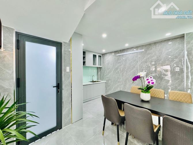 Bán nhà MT đường số 4 f16 3 lầu nhà mới - 4